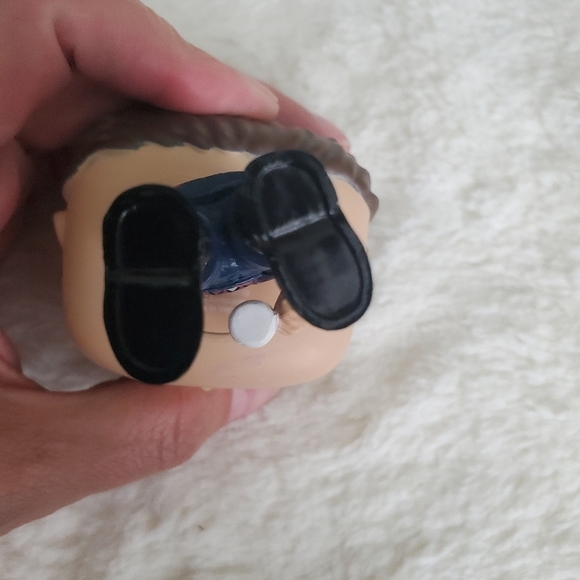 Umbrella Academy Five Funko - Picture 3 of 4